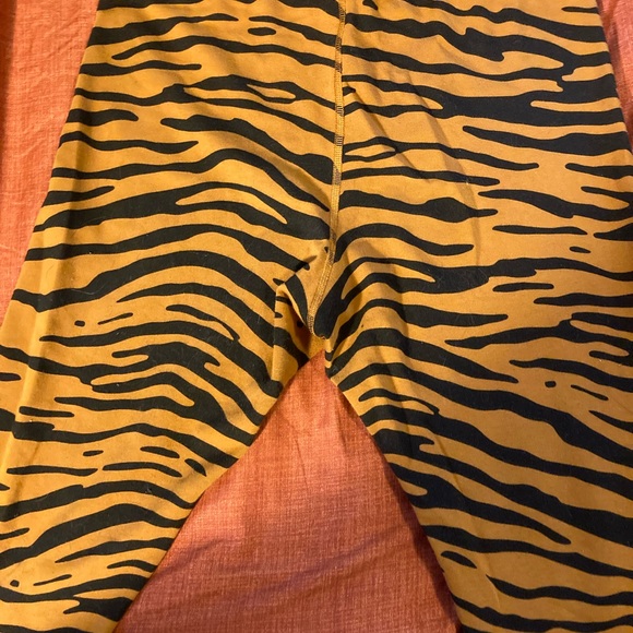 Medium Nike leggings - Picture 4 of 4